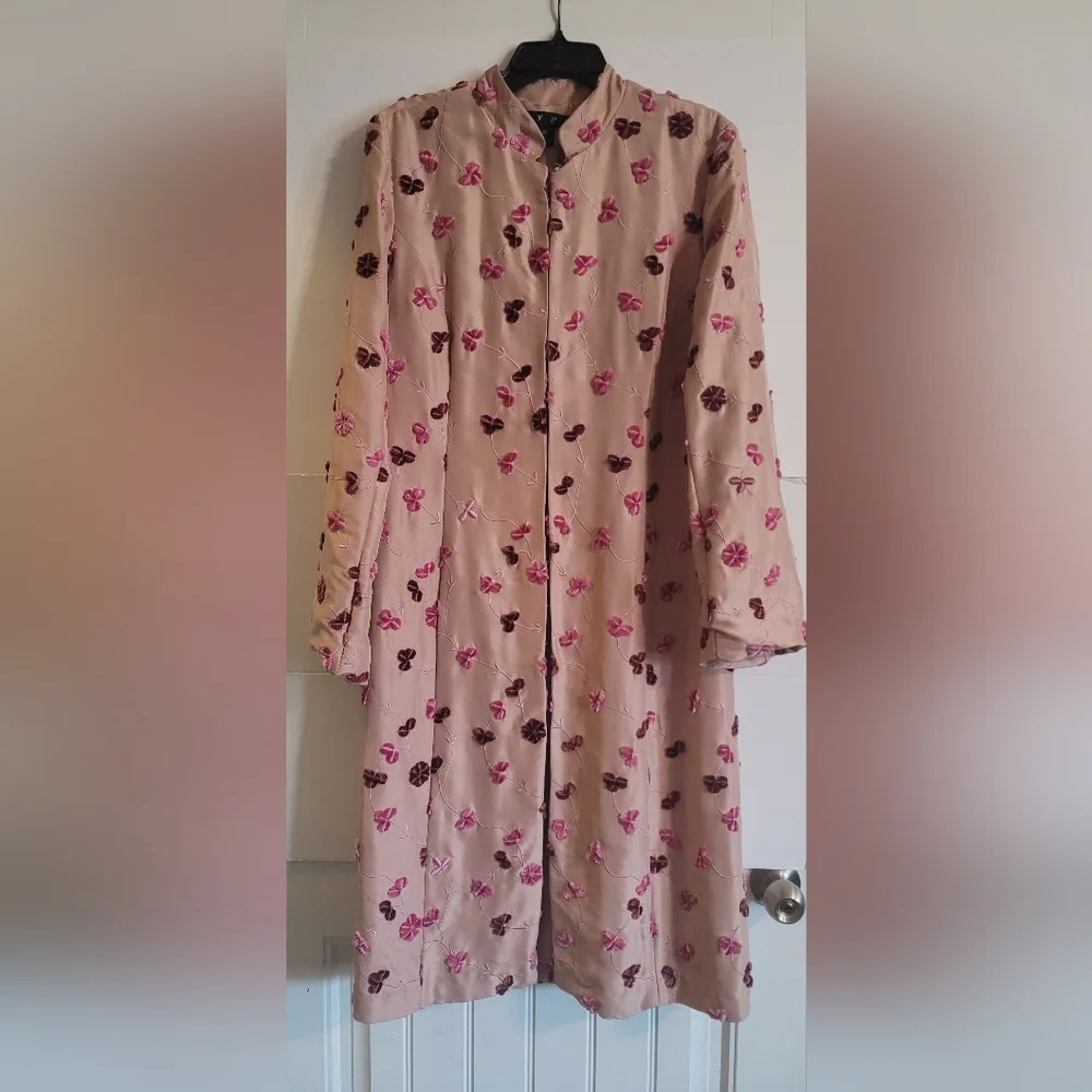 HYPE Vintage Silk Embroidered Dress Coat, Mauve/Wine/Pink, Size Large - Picture 1 of 15